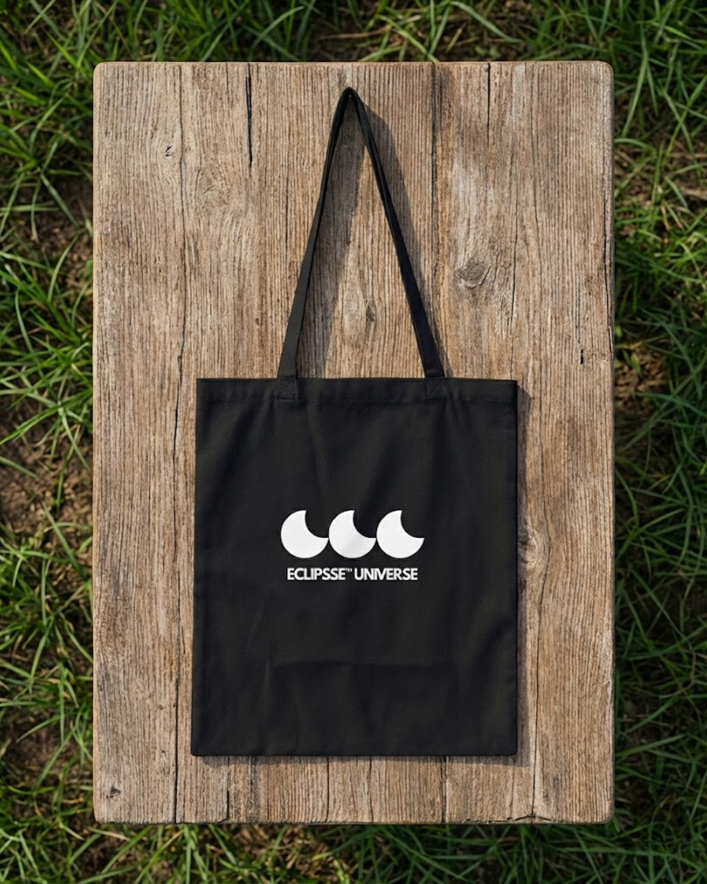 ECLIPSSE TOTE BAG